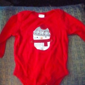 Gymboree 6-12 month red snowman shirt gently used